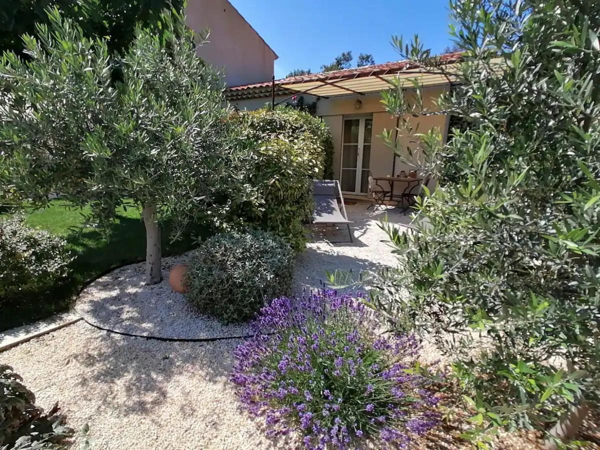 L'Autre Perle, Balneo En Supplement, Le Clos Des Perles Tourtour Exterior foto